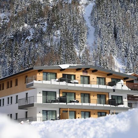 ゼルデンA Casa Granatアパートメント エクステリア 写真