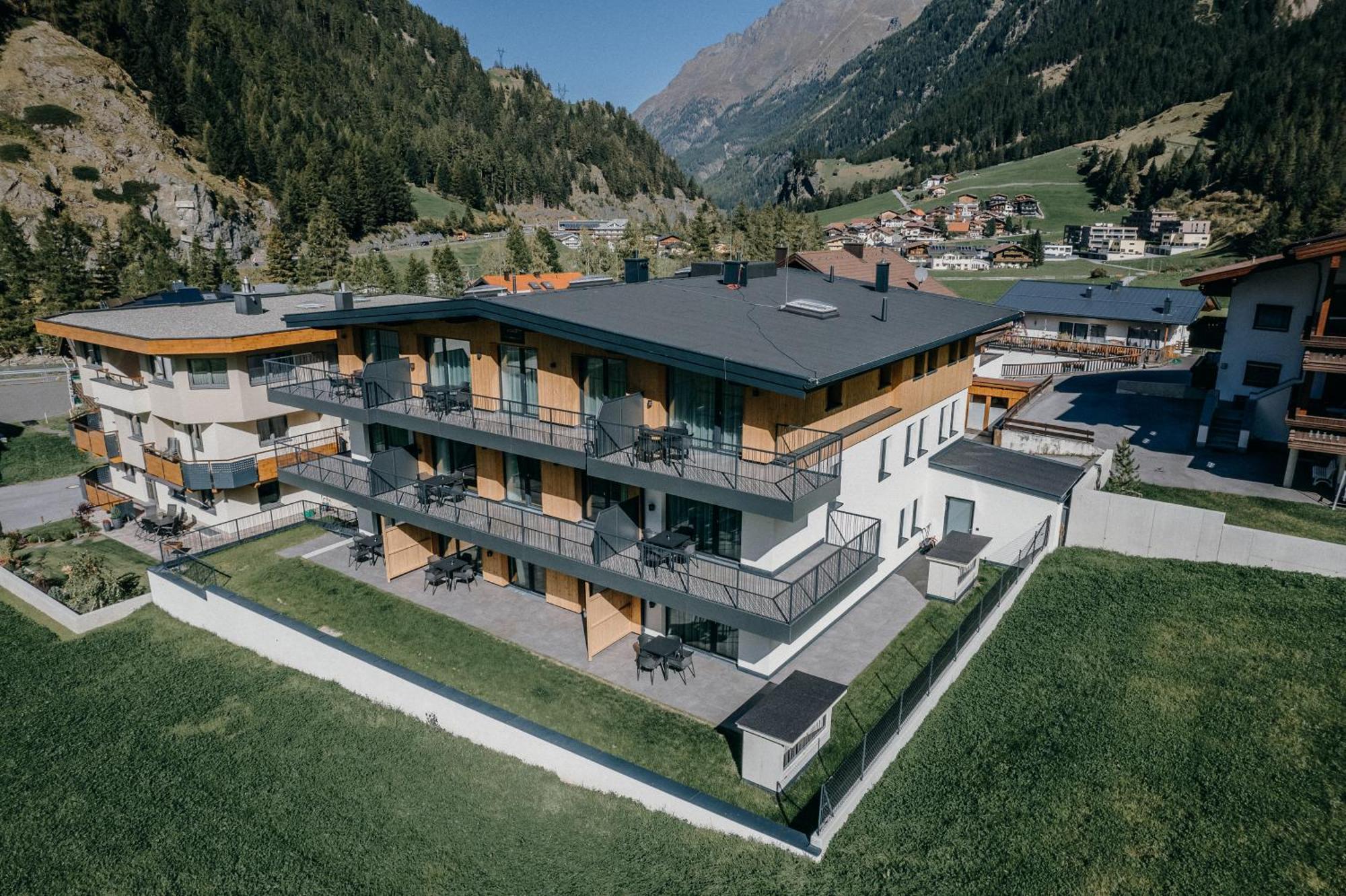 ゼルデンA Casa Granatアパートメント エクステリア 写真